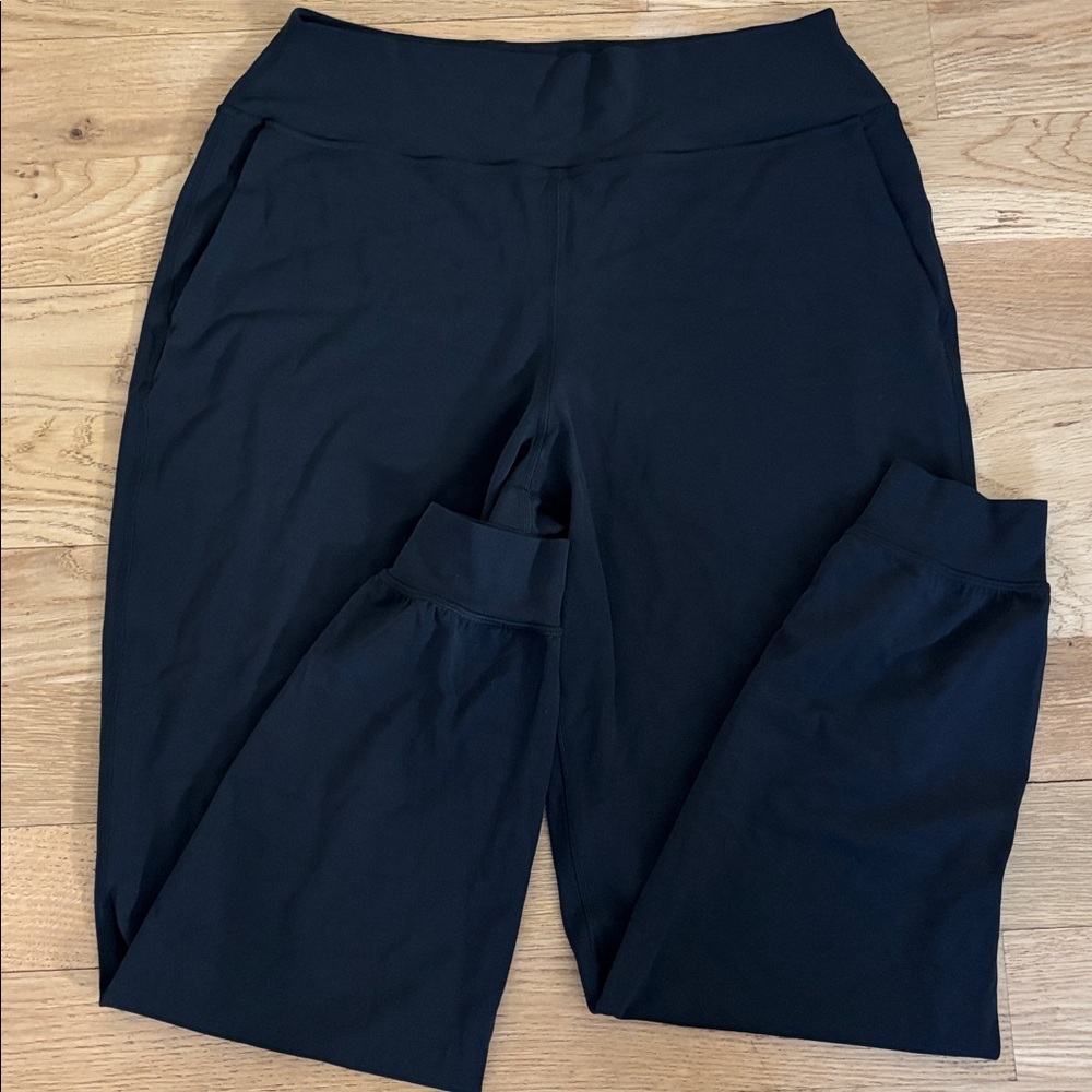 Lululemon Align Joggers - Picture 2 of 4